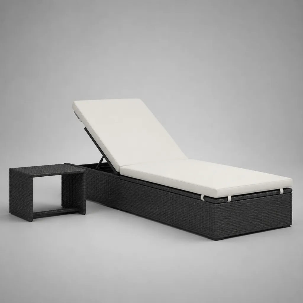 Set esterno con tavolo laterale in resina intrecciata e solarium inclinabile, cuscino bianco rotto, solarium 200 × 70 × 35/100 cm, tavolo 40 × 40 × 40 cm